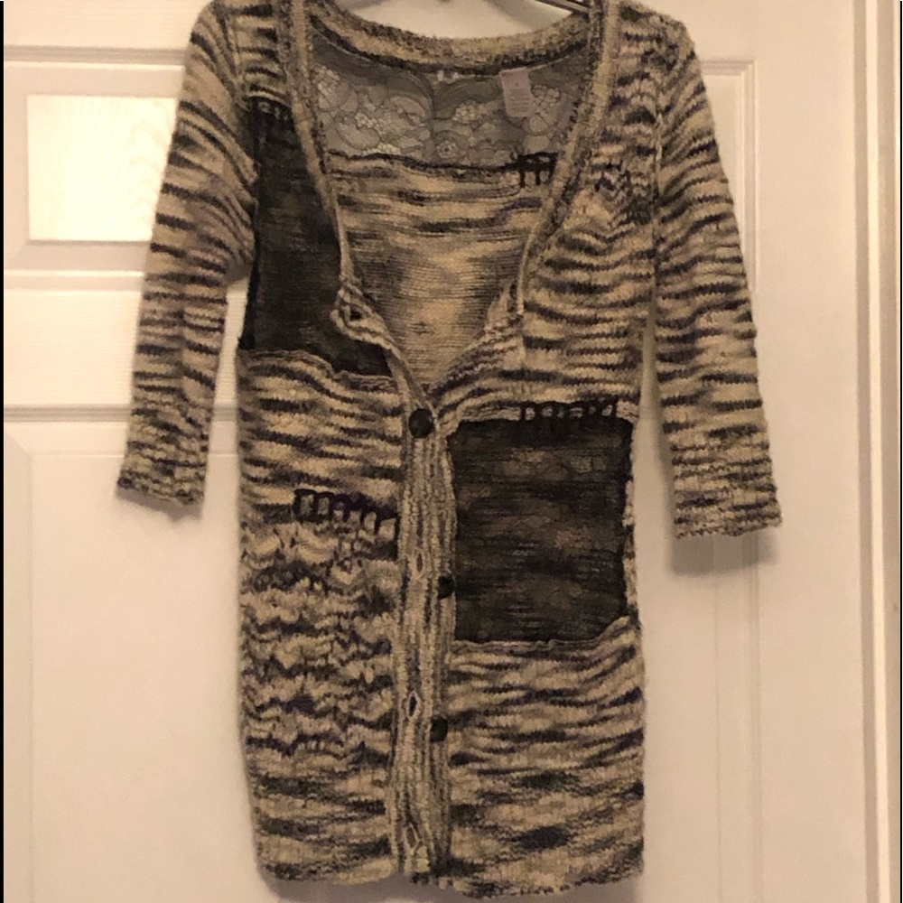 🥰Darling BKE sweater!